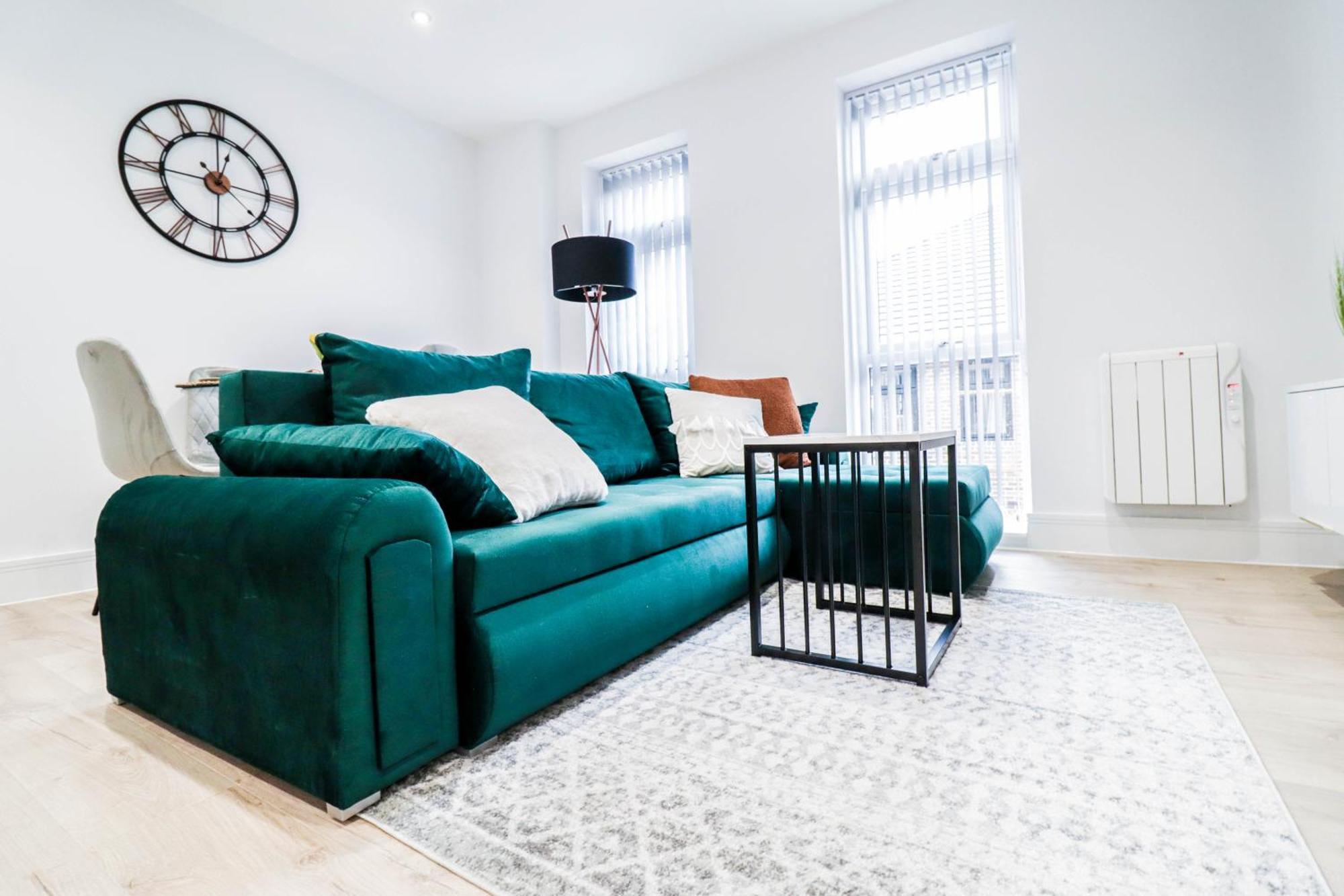 Modern 1-Bed Apartment In Buckinghamshire With Free Wifi, Parking & Garden ハイワイクーム エクステリア 写真
